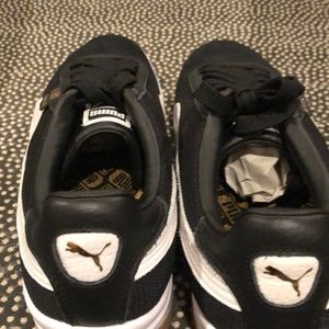 SIZE 13 Puma suede classics *never worn*